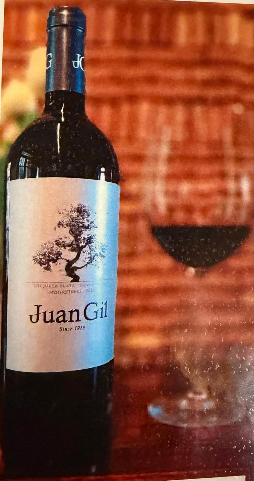 JUAN GIL